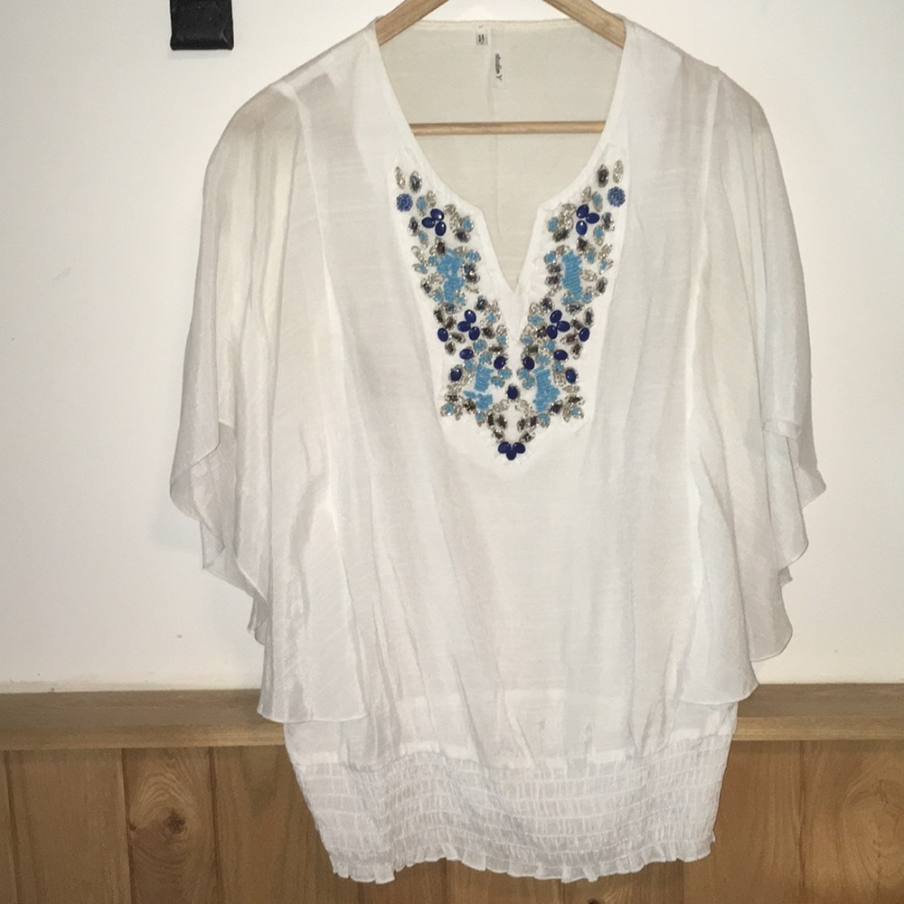 Maurice’s Flowy White Blouse